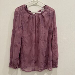 Chicos Women's Tonal Blouse Sheer Top Size 1 (8/10) Embroider Crinkle Violet Ice